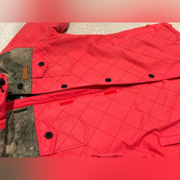 Oakley Women’s Snowboarding Jacket - Picture 12 of 13